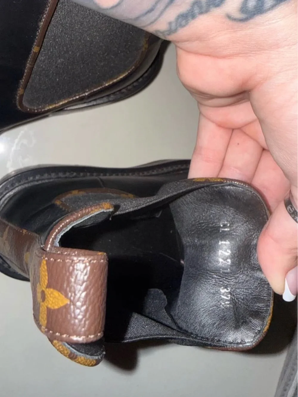 LOUIS VUITTON Calfskin Monogram Beaubourg Ankle Boots size 37.5